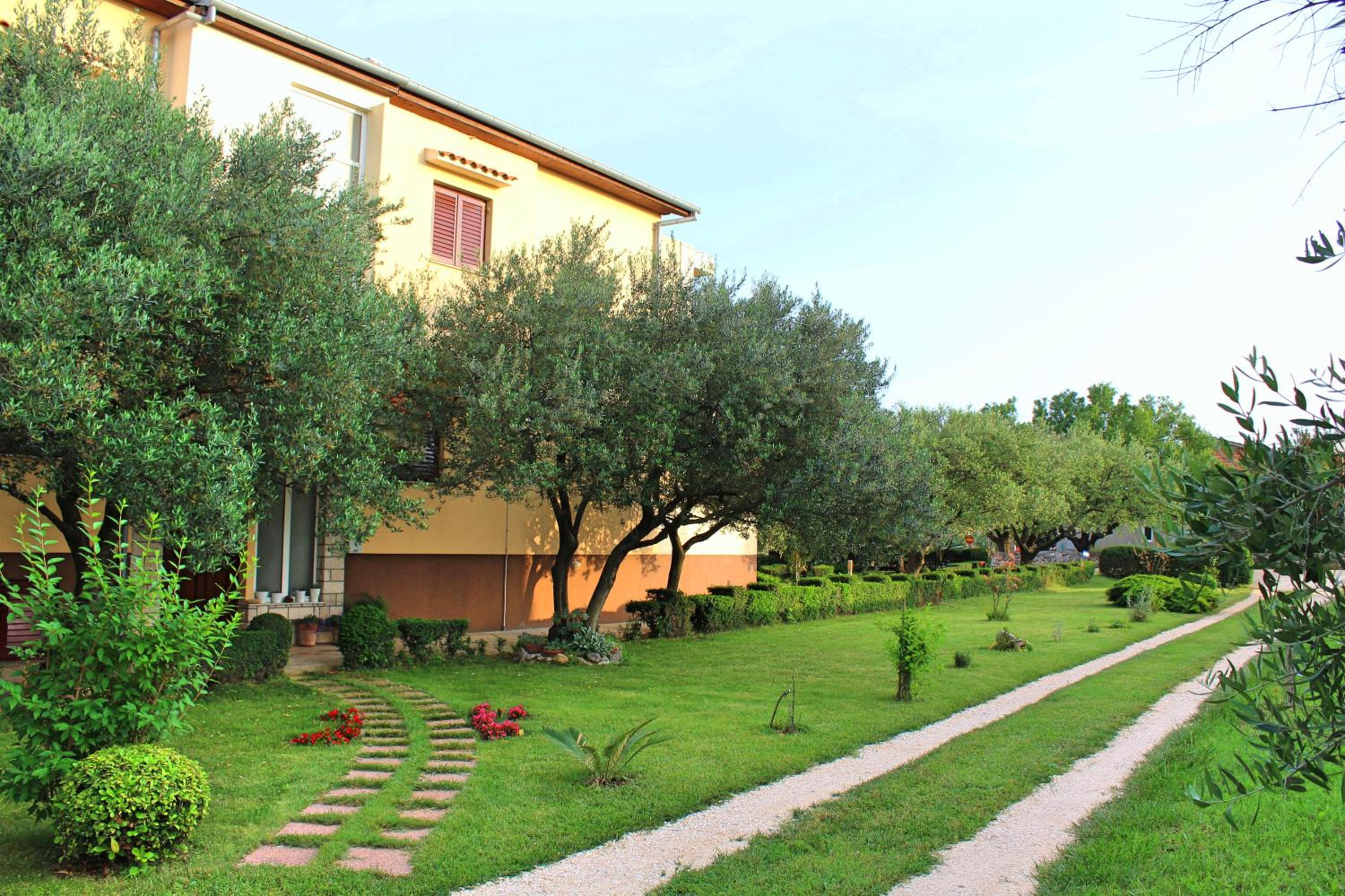 Apartments Krešan Soline 2