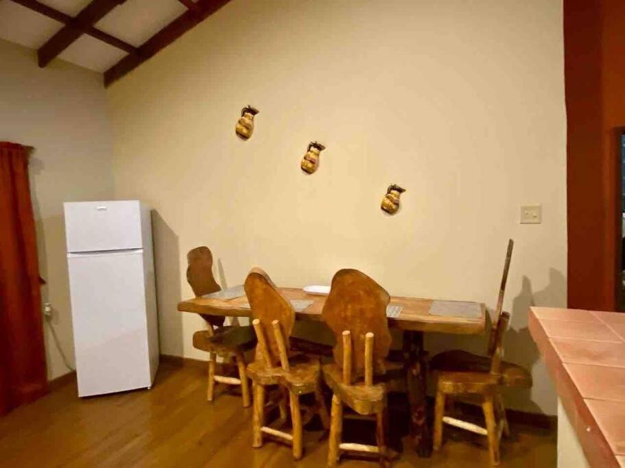 Casa Café Roatan, Honduras