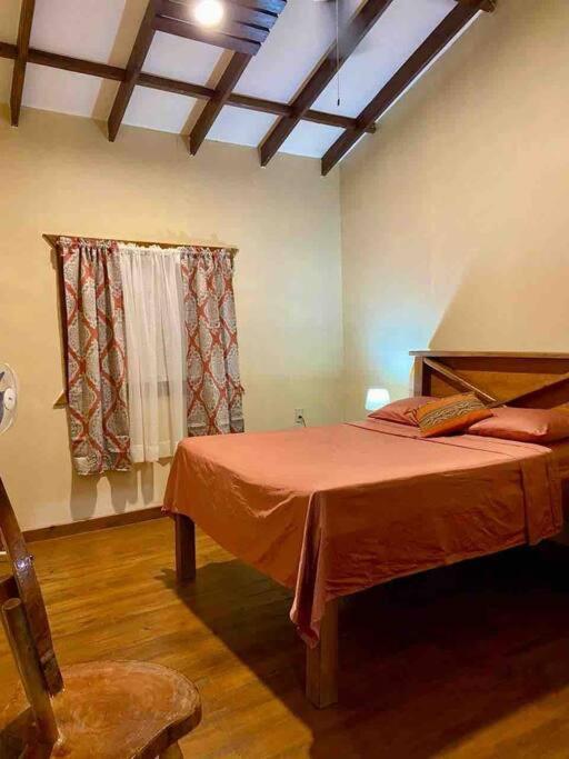 Casa Café Roatan, Honduras