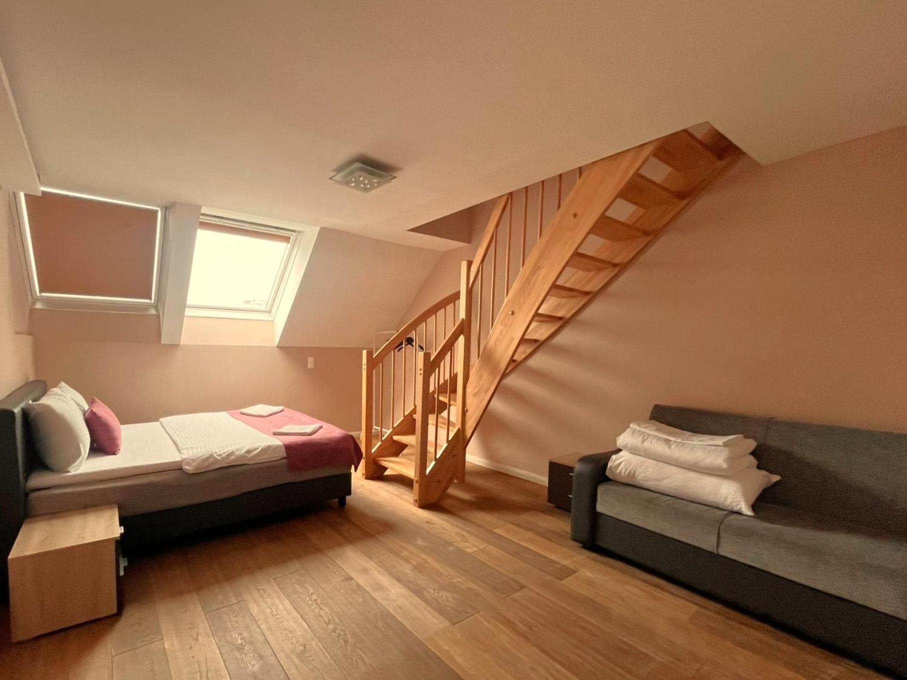 Aurellia Serviced Apartments