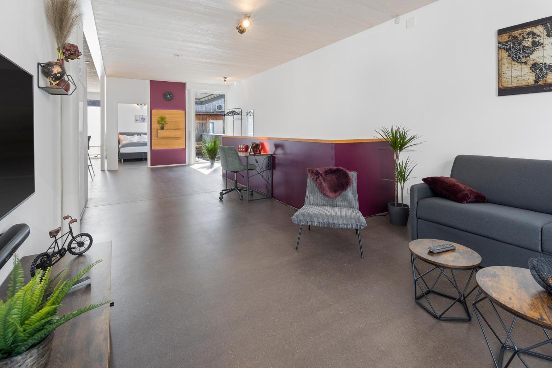 Casa Milla-Zentrales, modernes Loft in Langenthal -am Fluss mit Balkon, Parkplatz und grosser Küche