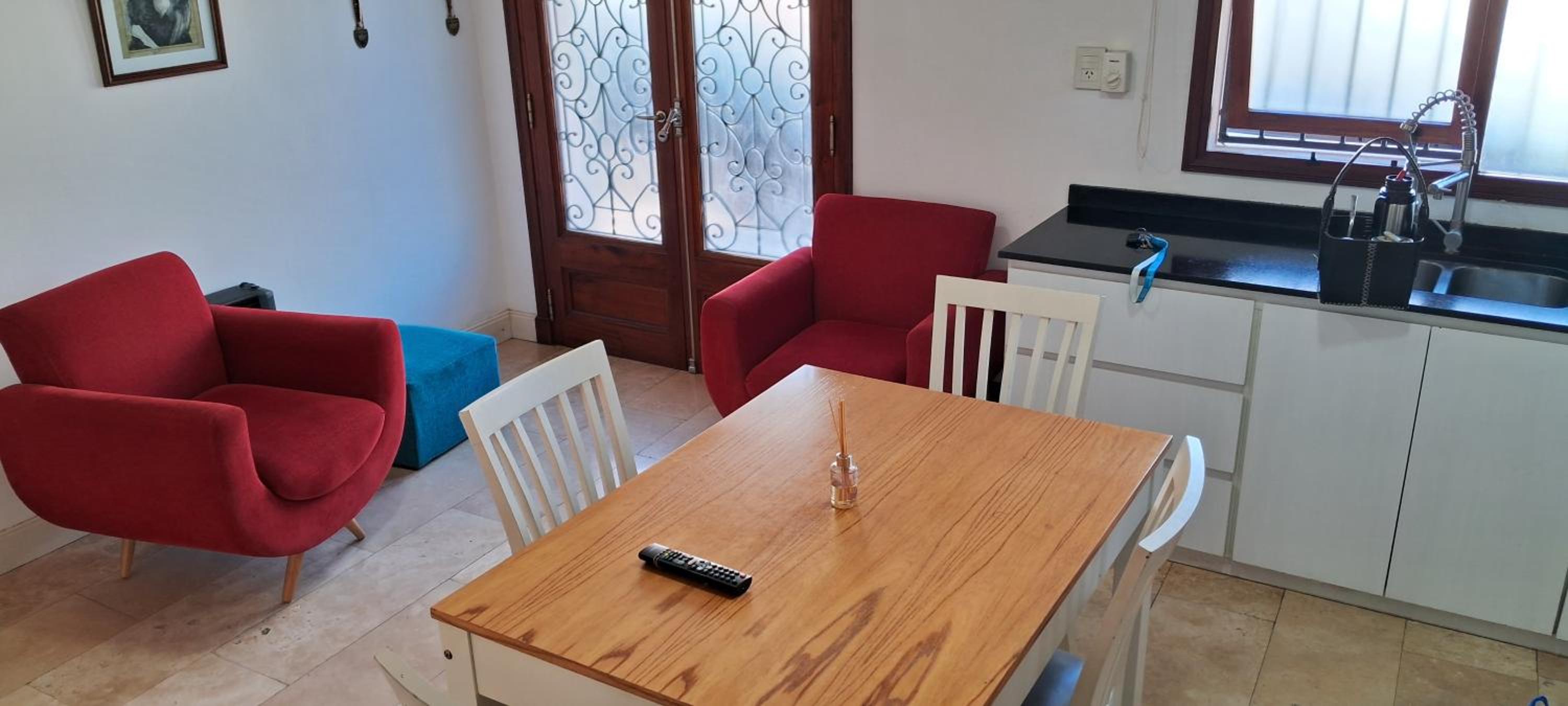 DUPLEX