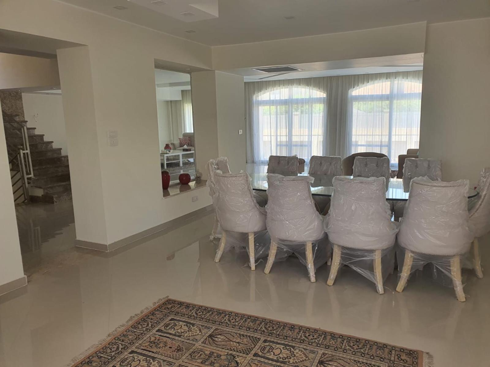 five chambers Villa in compound infront of Egypt Mall