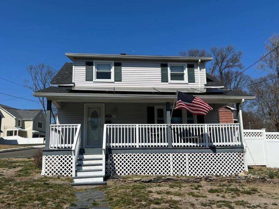 Milford Vacations - Quiet and Cozy Getaway in Milford - Property Image 8