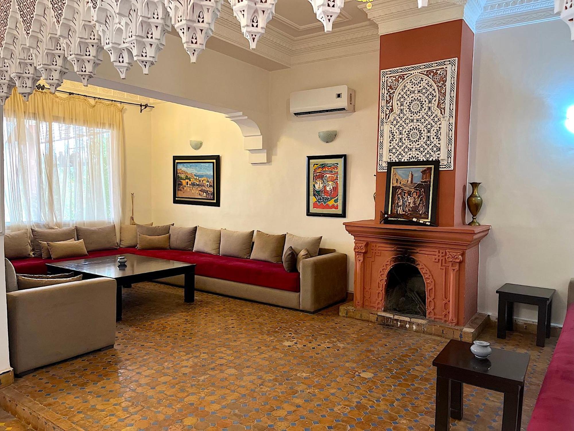 lounge