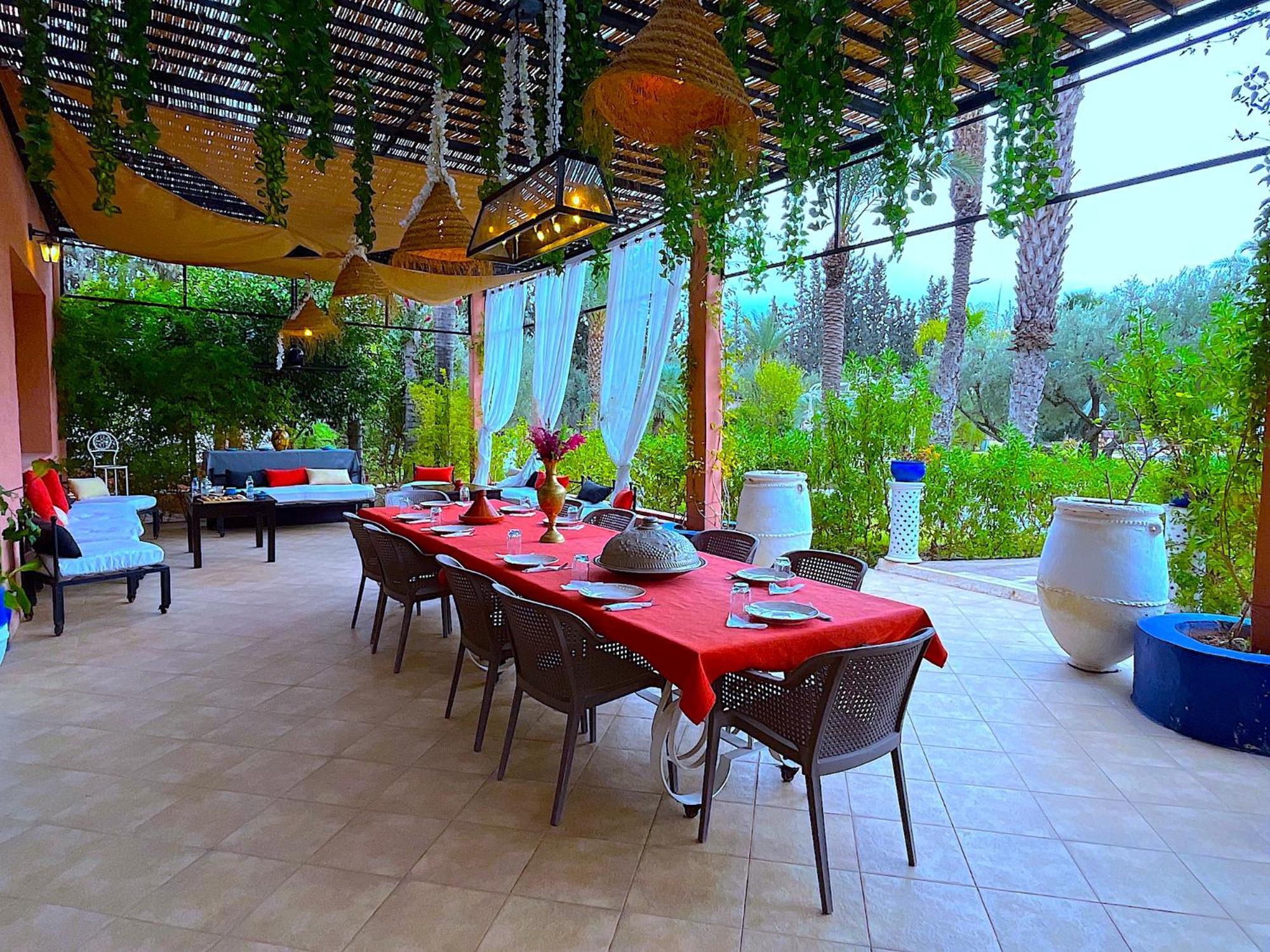 dining