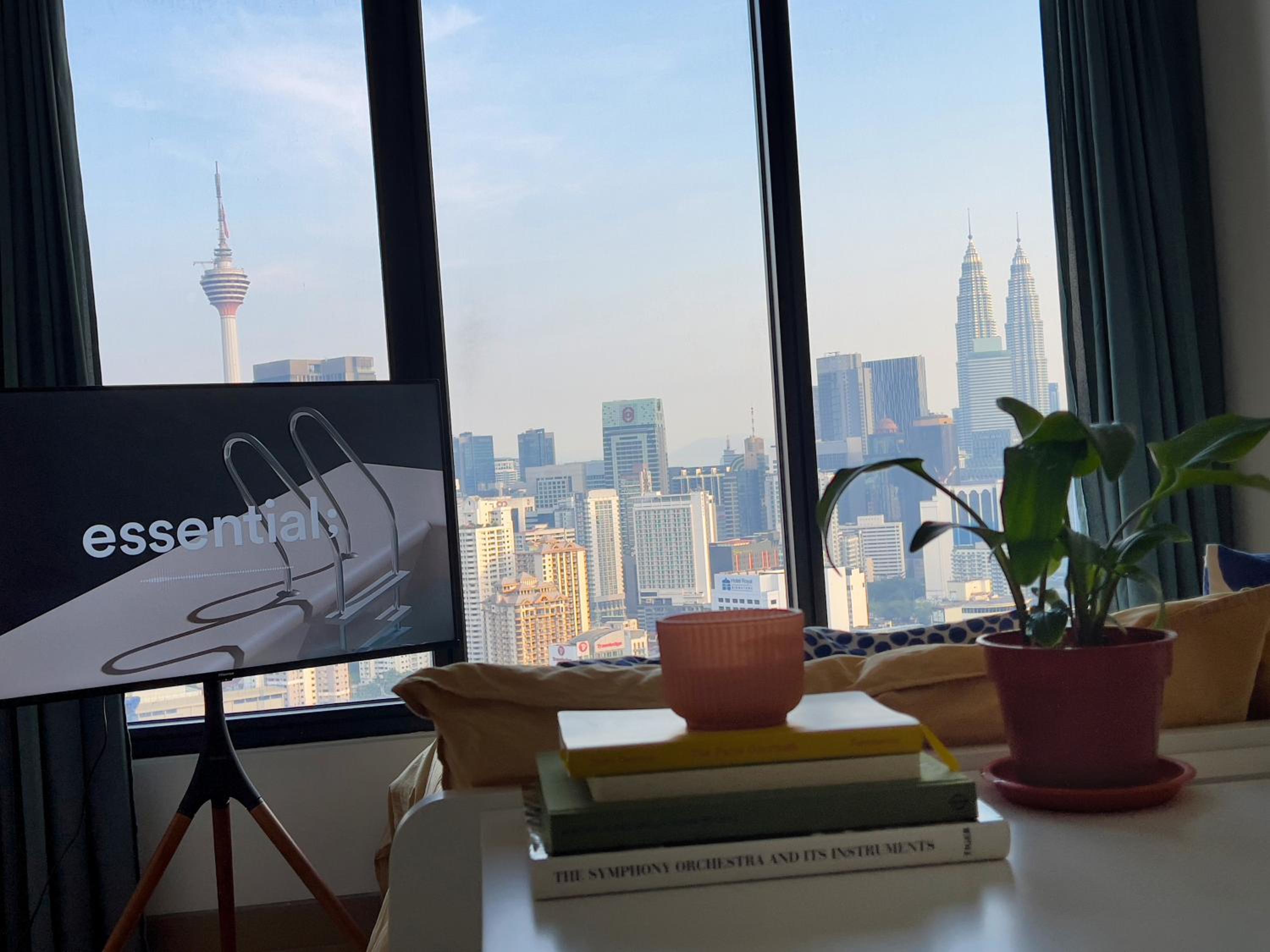 Rooms with KLCC and KL Tower view by Yee
