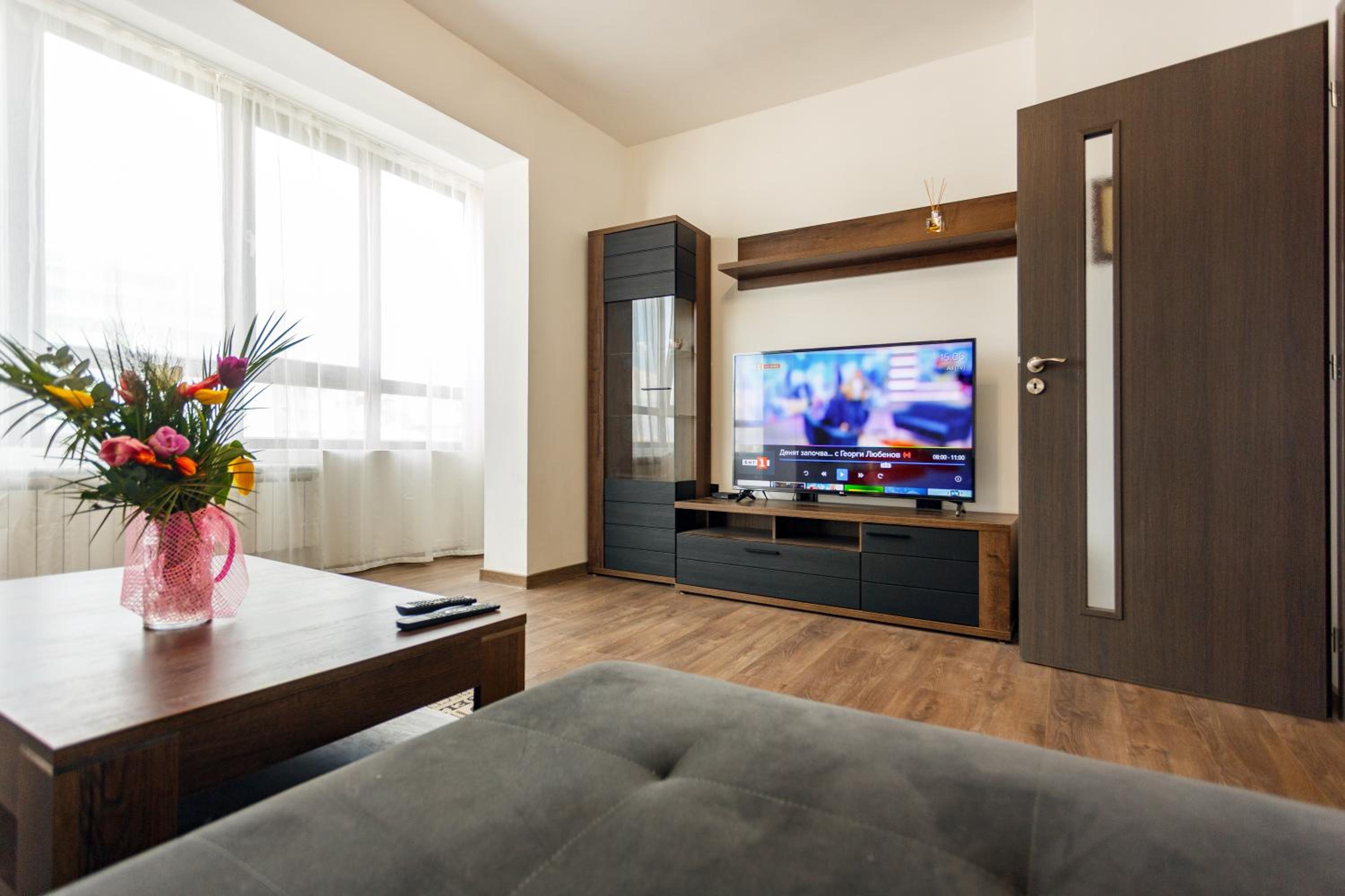 Victoria Apartment