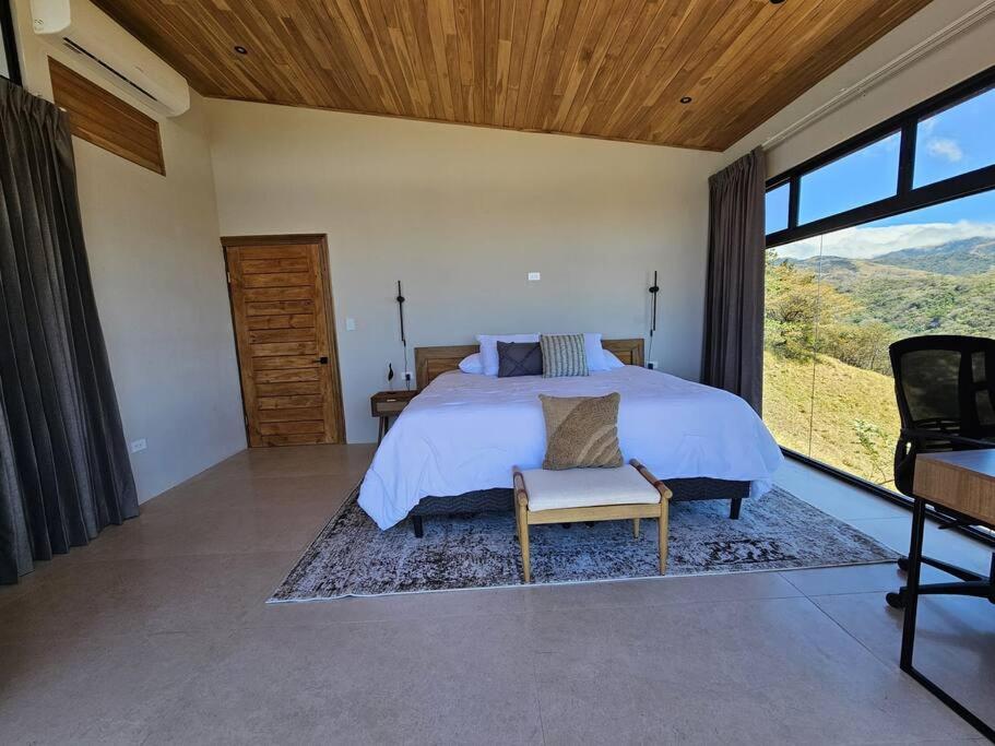 GoldenView+ Aire acondicionado+Jacuzzi (a 15 km de Monteverde)