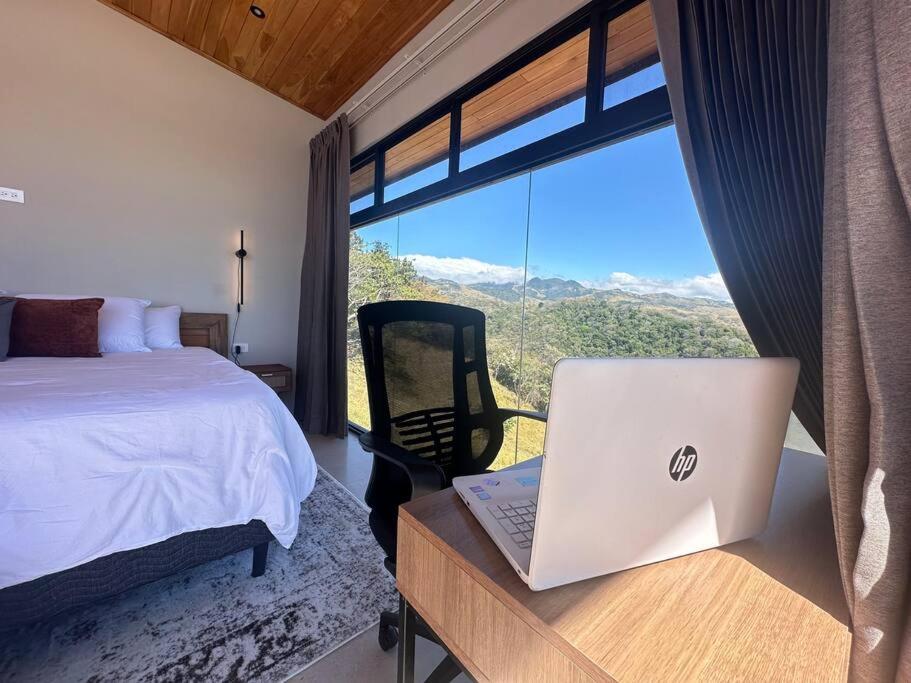 GoldenView+ Aire acondicionado+Jacuzzi (a 15 km de Monteverde)