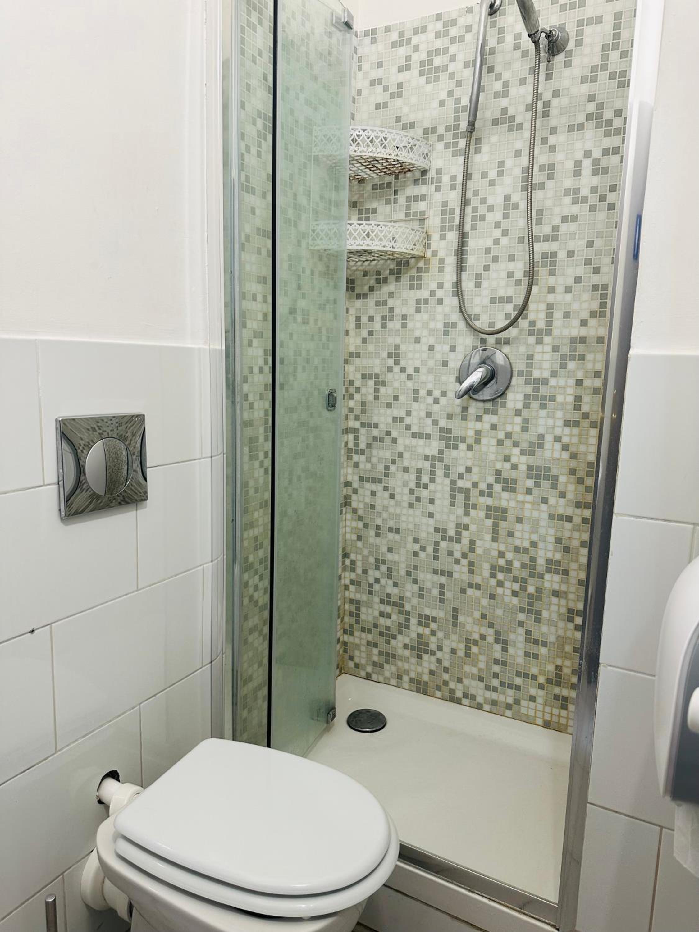 Sina Rent Room