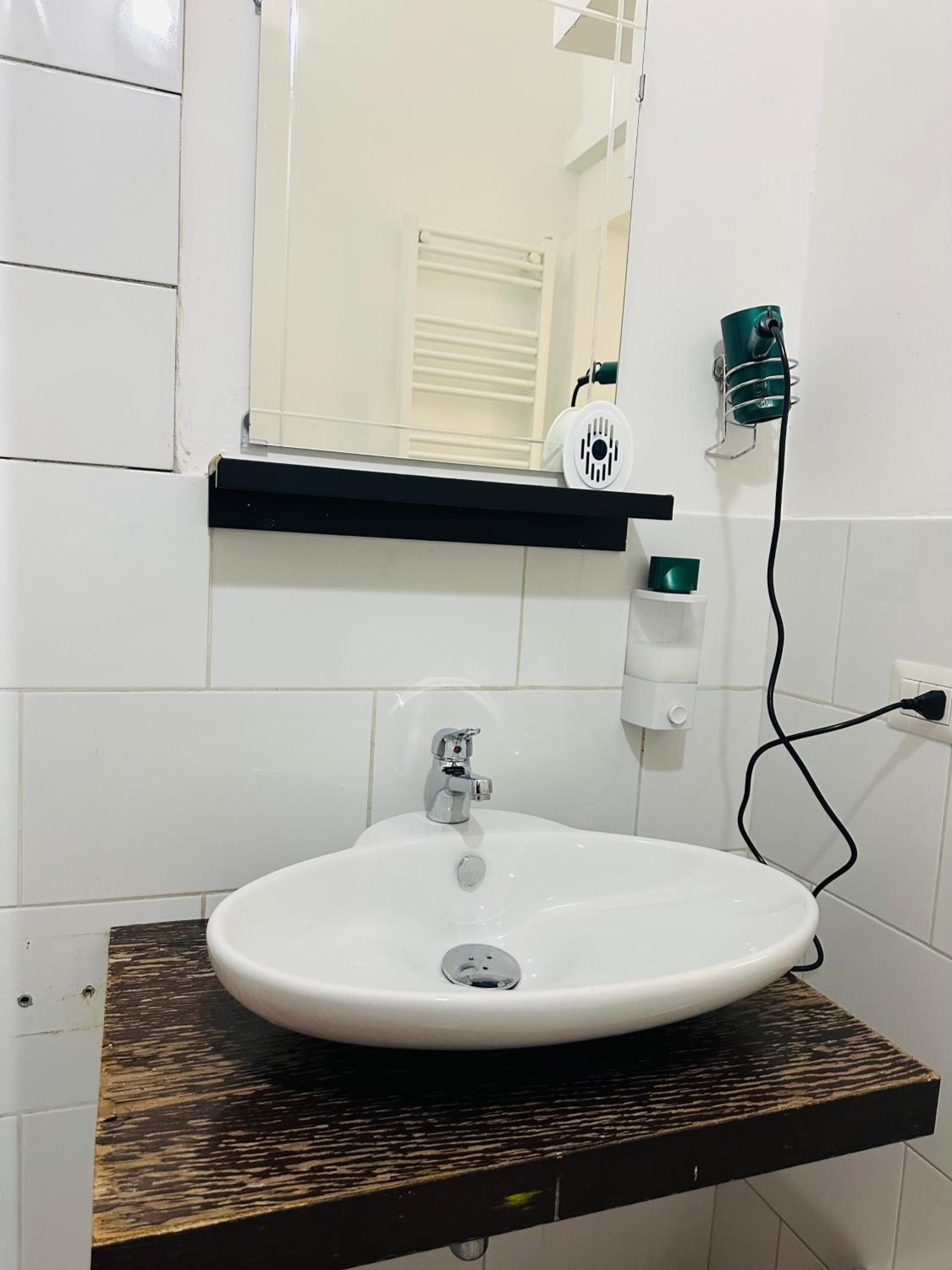 Sina Rent Room