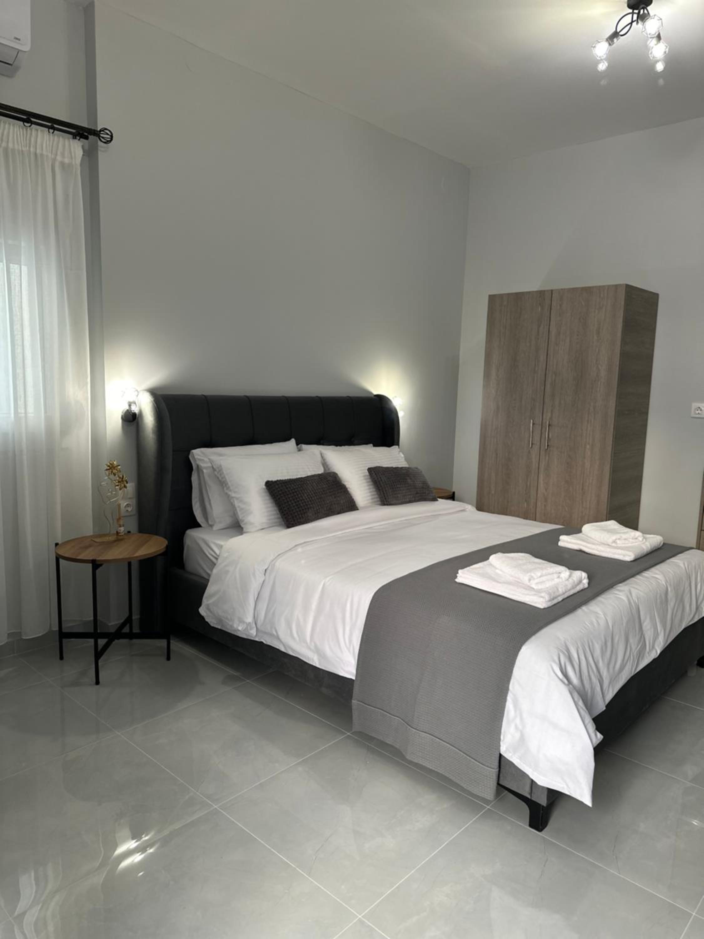 anastasia luxury apartments