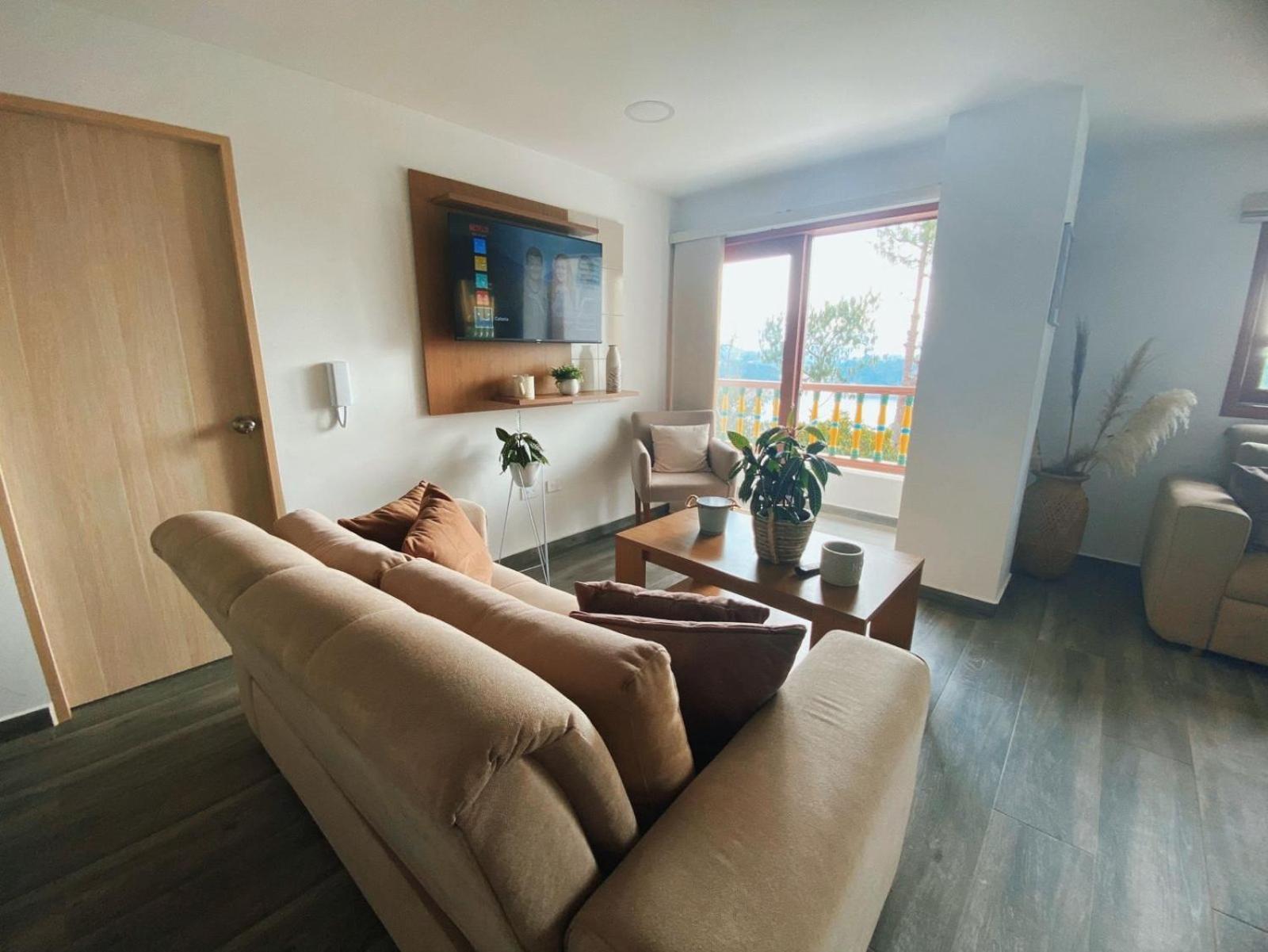 Loma Rent Home Guatape