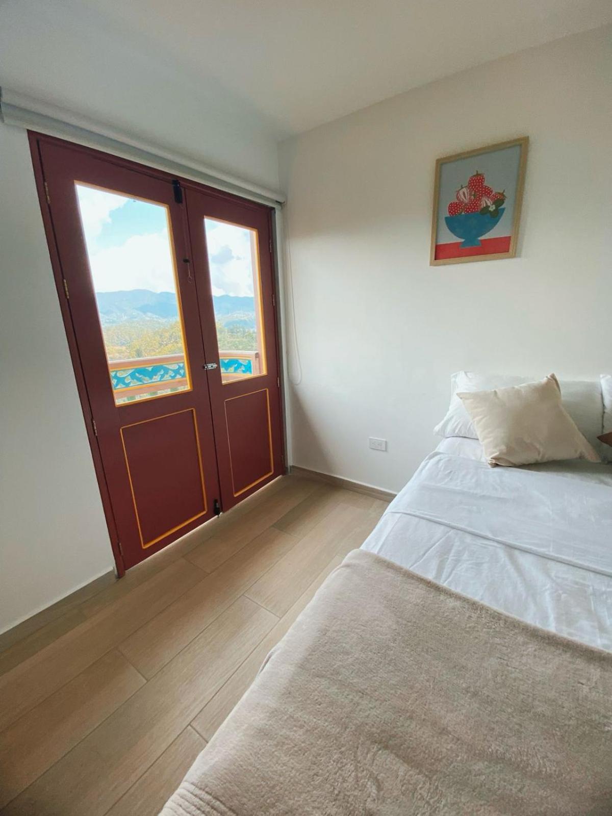 Loma Rent Home Guatape
