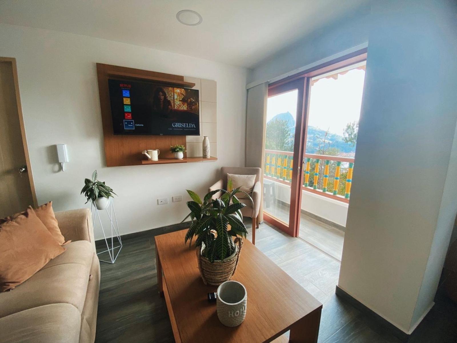 Loma Rent Home Guatape