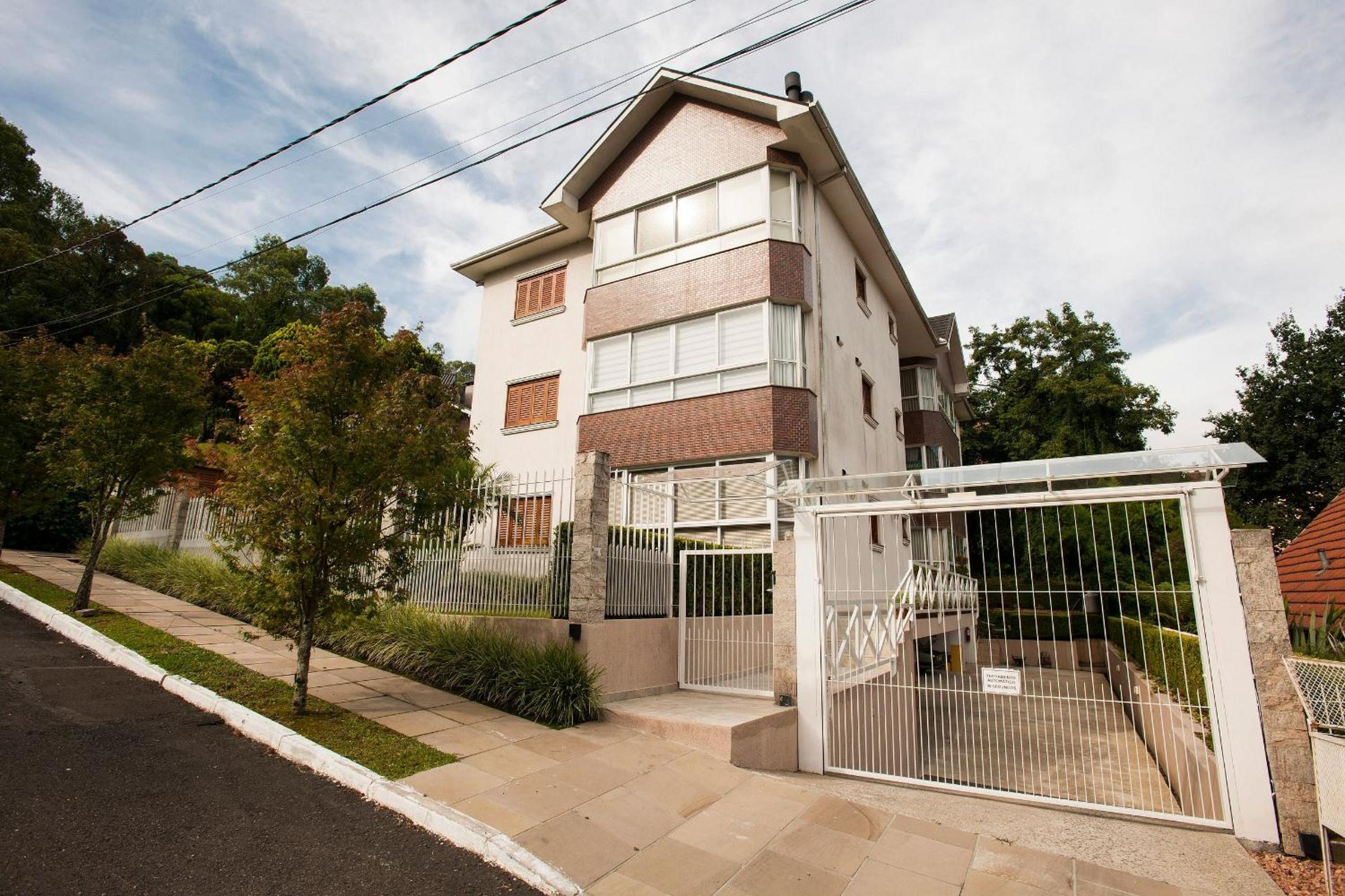 LOCAR-IN GRAMADO- Residencial Bavária