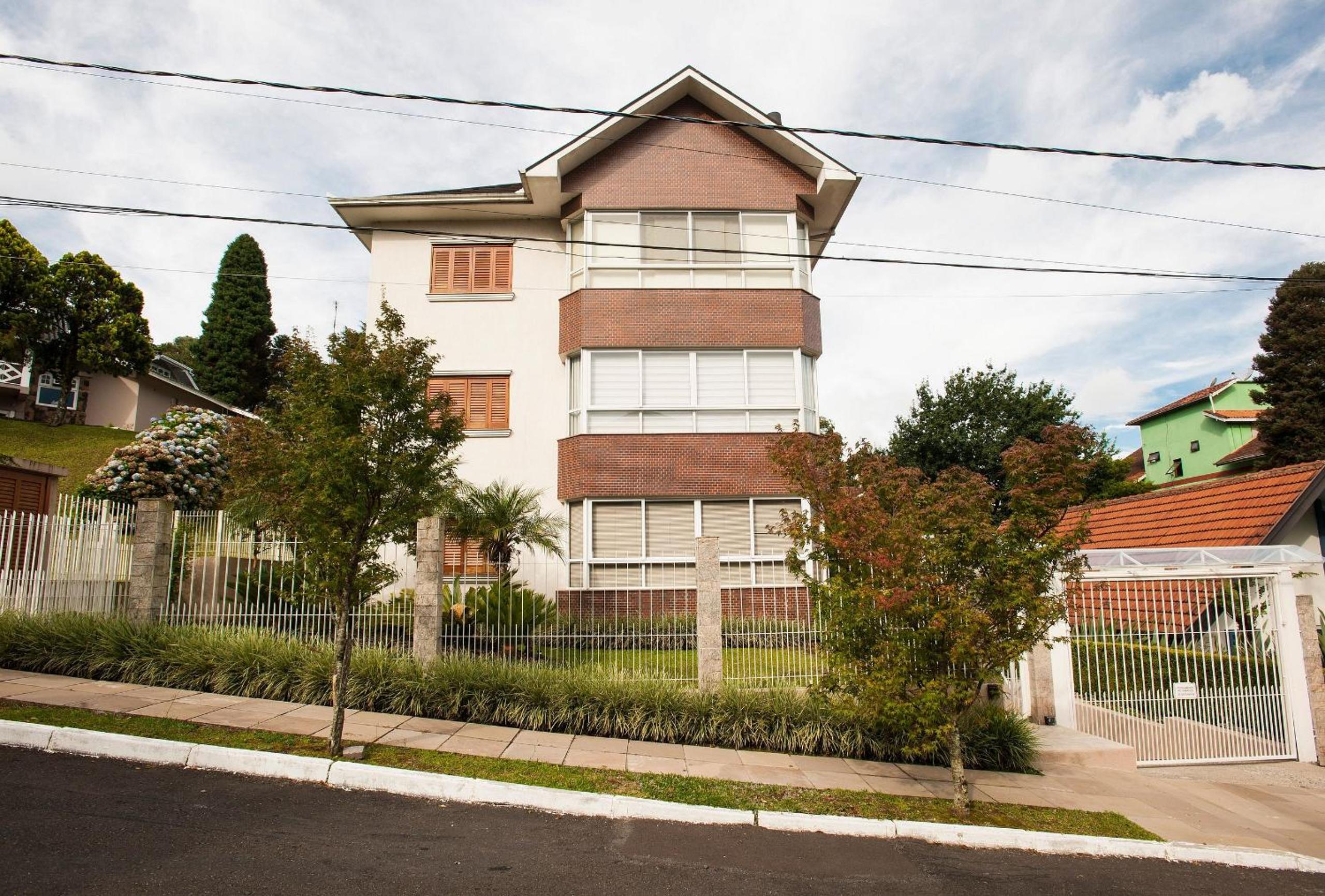 LOCAR-IN GRAMADO- Residencial Bavária