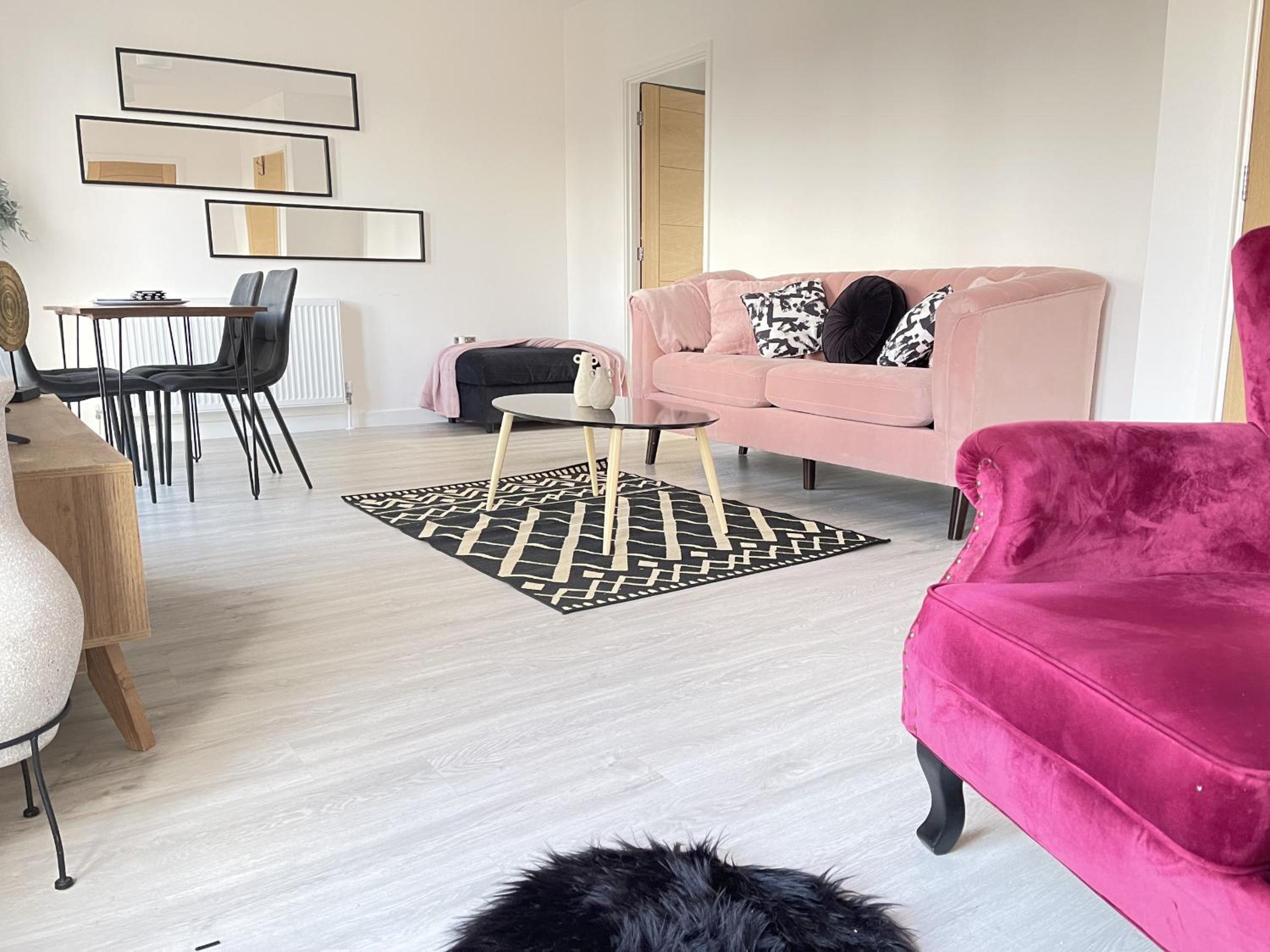 AMETHYST - 4br all with ensuite & parking
