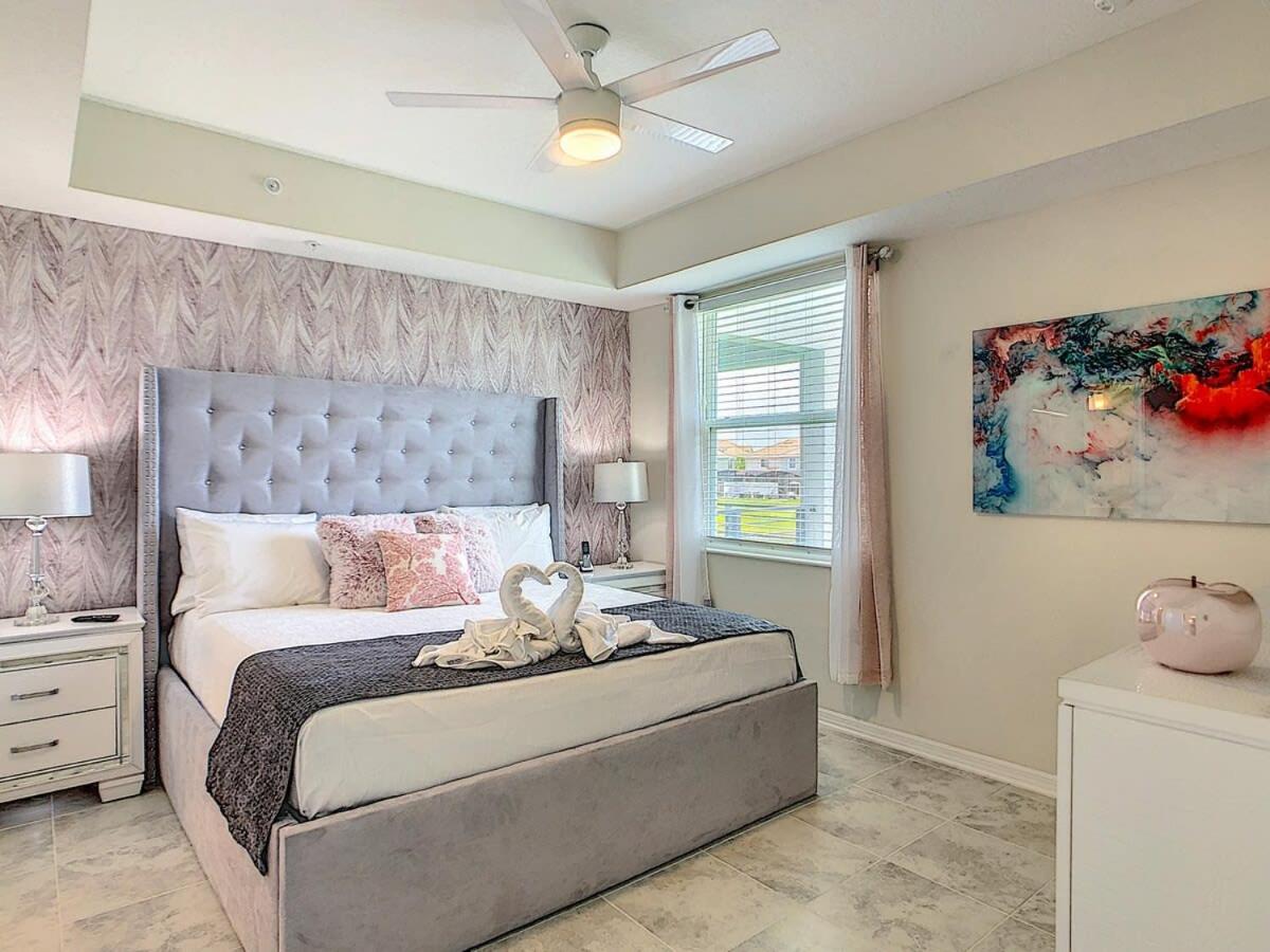 Comfy Lakeview 3BR with 2 Clubhouses & Waterpark