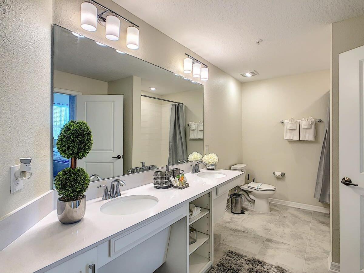 Comfy Lakeview 3BR with 2 Clubhouses & Waterpark