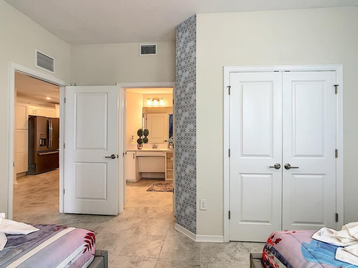 Comfy Lakeview 3BR with 2 Clubhouses & Waterpark