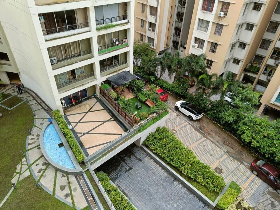 Siddha Xanadu Studio, Poolside Near Airport, CC2 Mall view 2