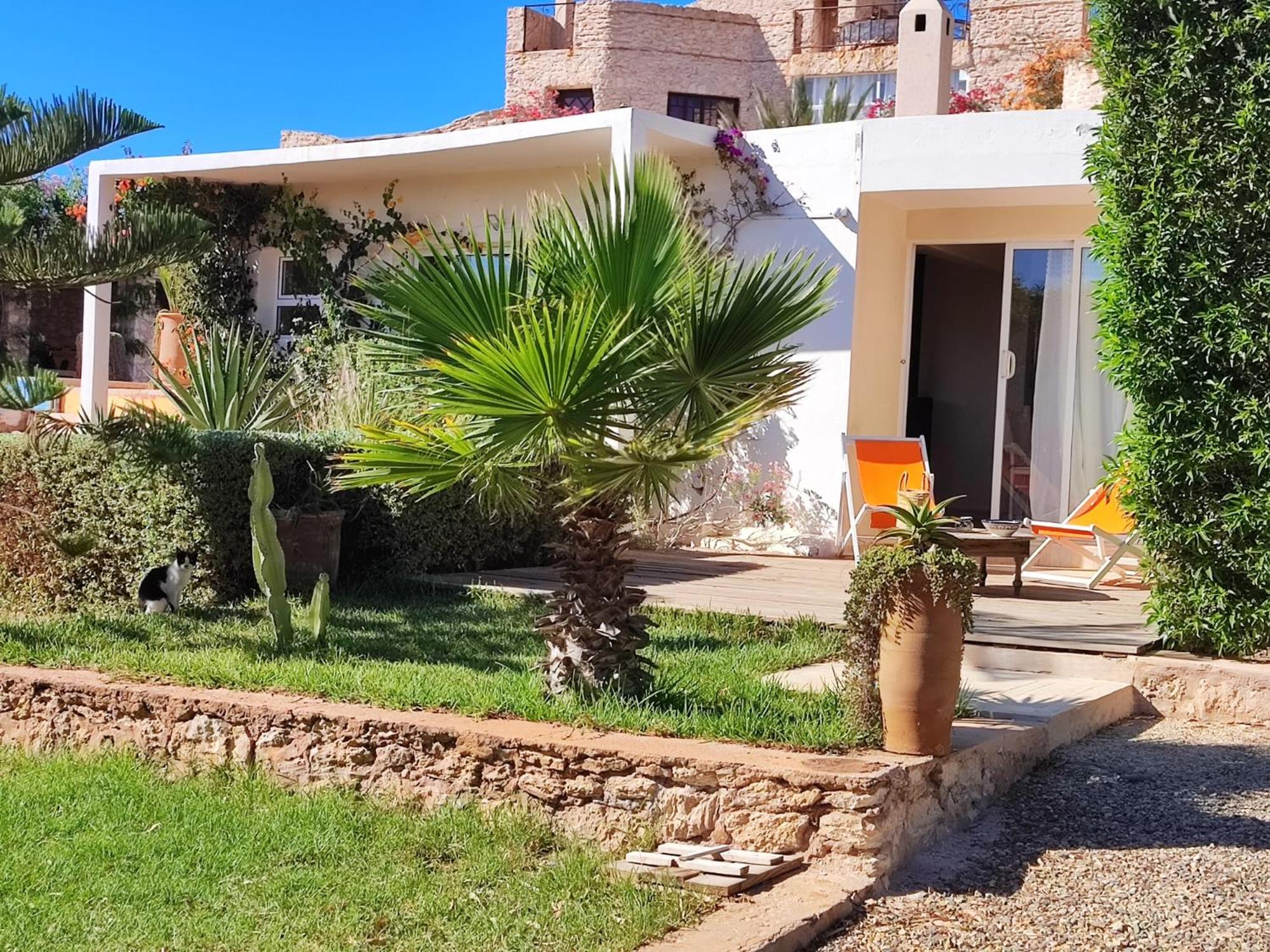 Dar Volubilis spacieuse villa avec piscine, 5 chambres vue sur forêt view 3