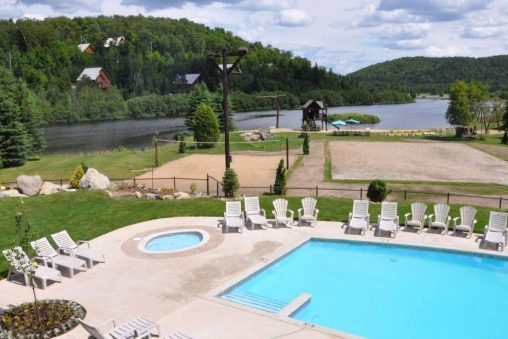 The Glam Shack - Golf, Ski, Spa