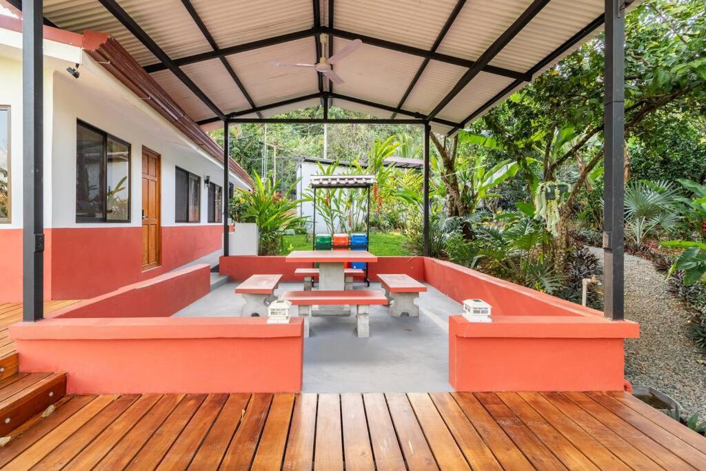 Casa Hummingbird Peace & Nature