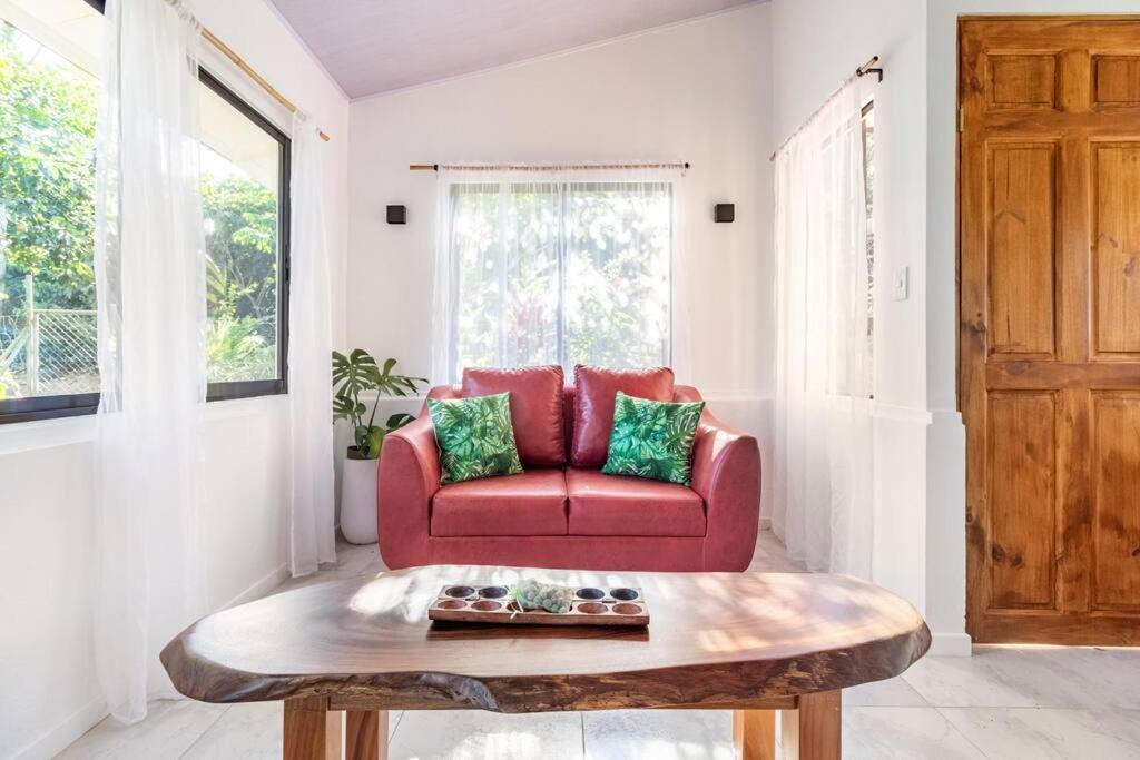 Casa Hummingbird Peace & Nature