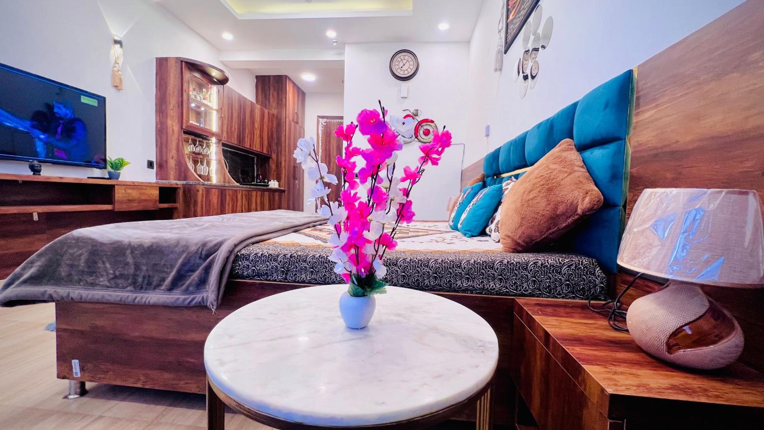 Luxury studios and apartments