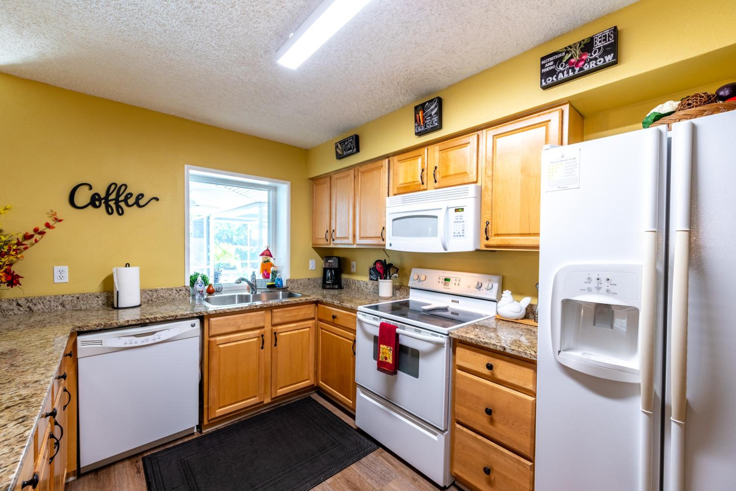 Montauks Point! Private pool home 10 min drive to Anna Maria beaches! view 5