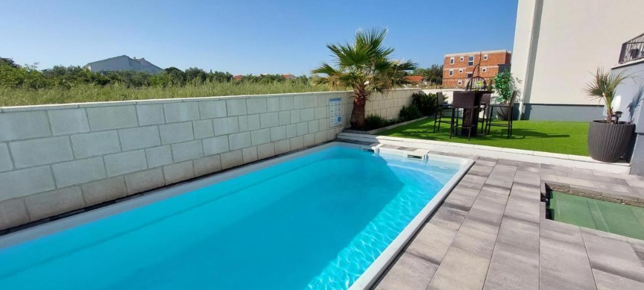 Apartments Pool Villa Maria, Novalja view 3
