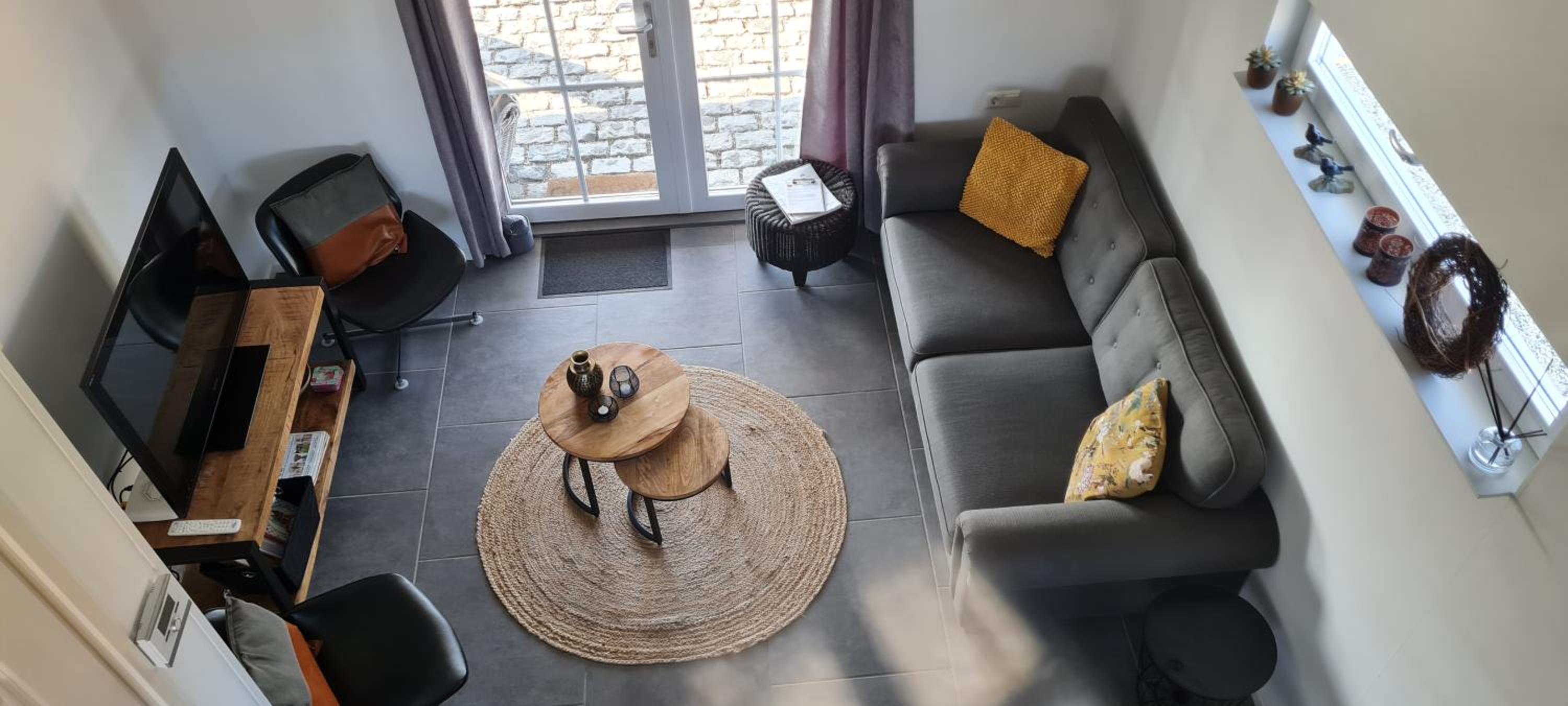 wellness chalet met jacuzzi, sauna, omheinde tuin, view 2