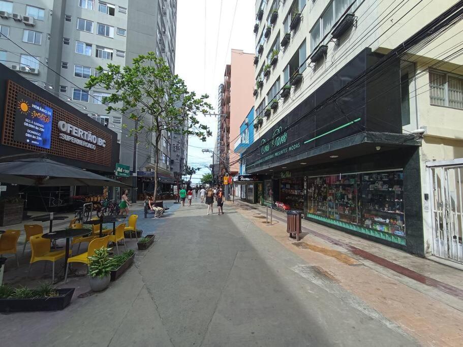 CA01- Quadra-mar Calçadão da Praia Central