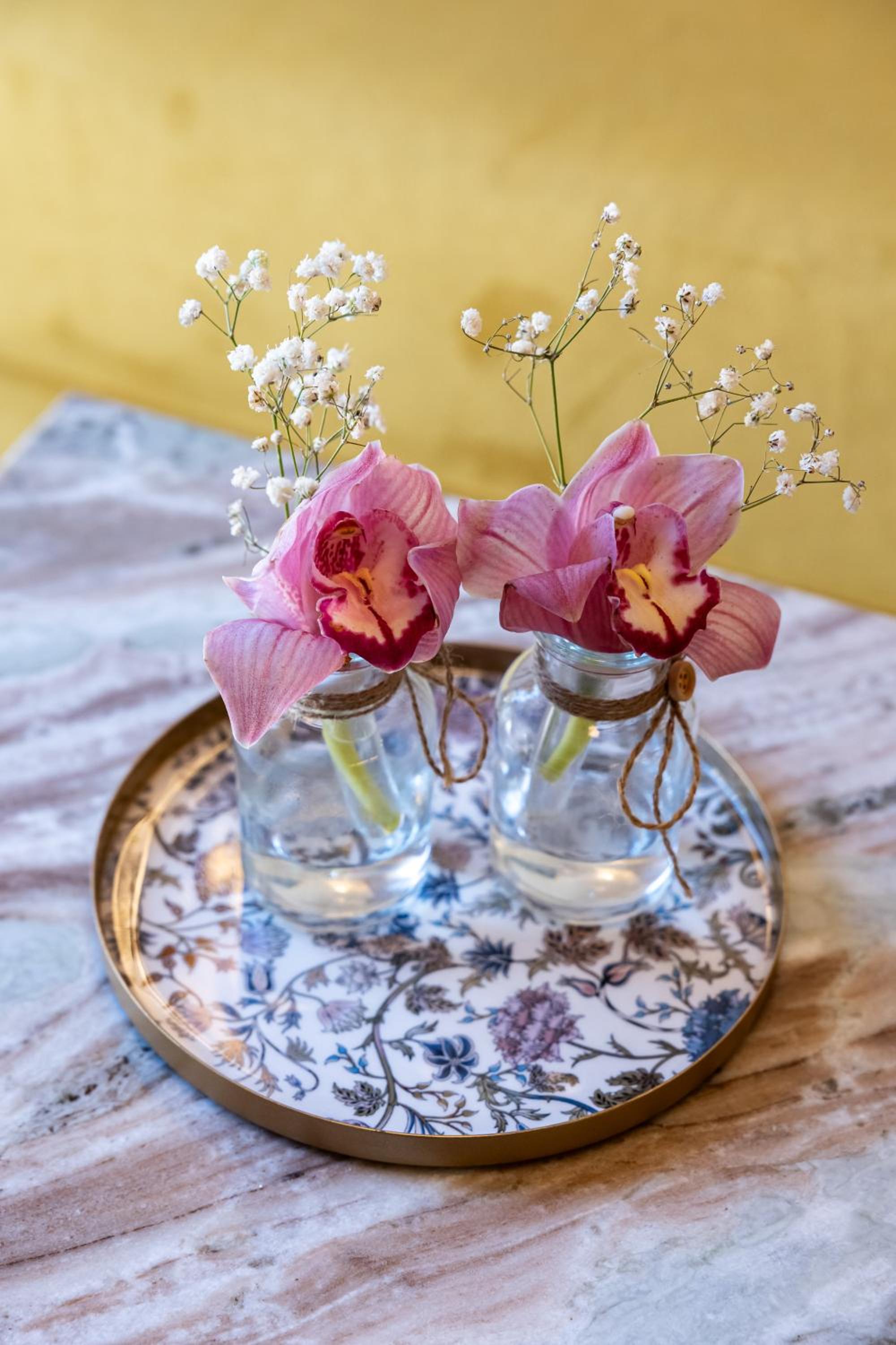 Floret Apartment