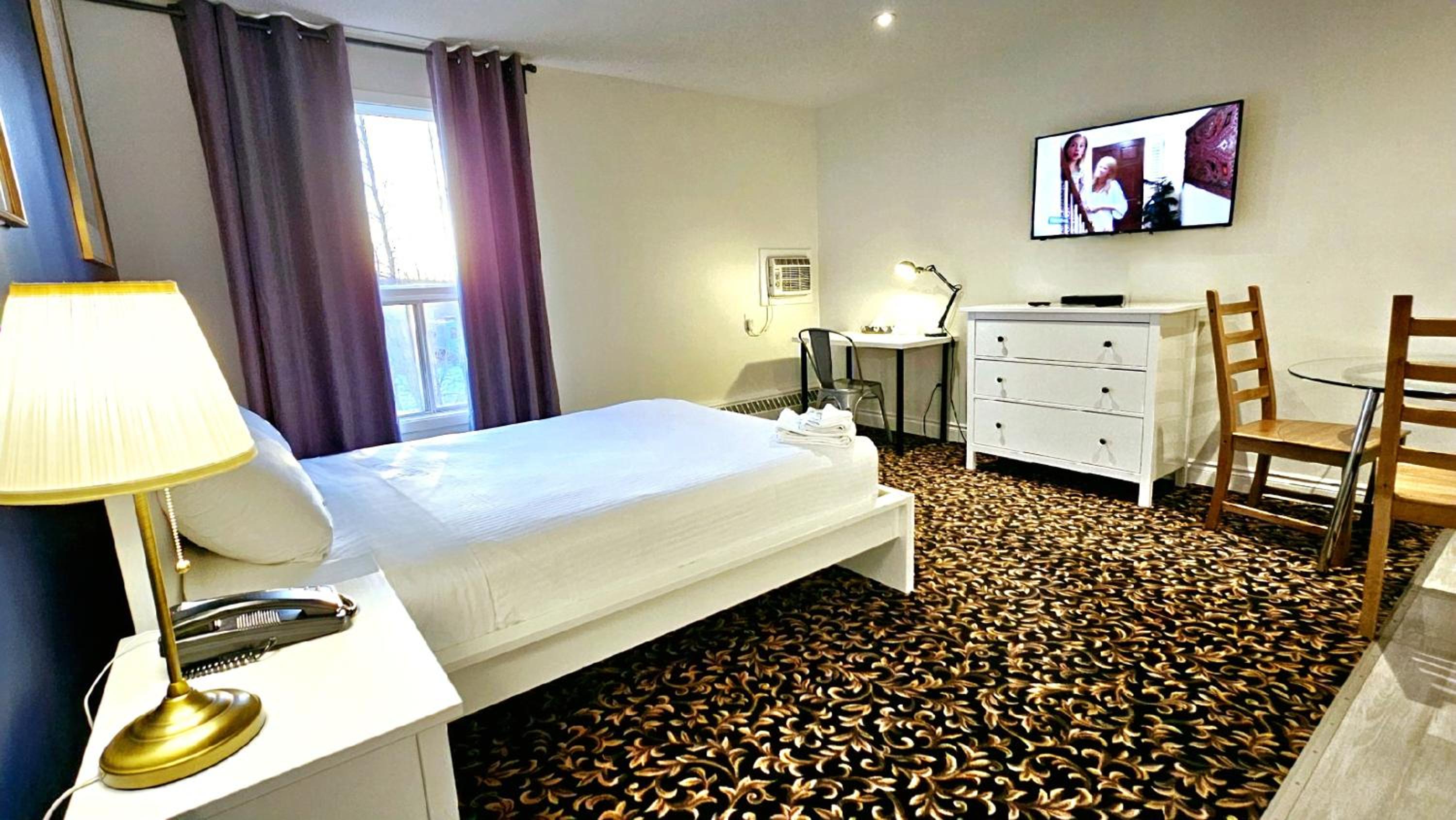 Cloud 9 Inn