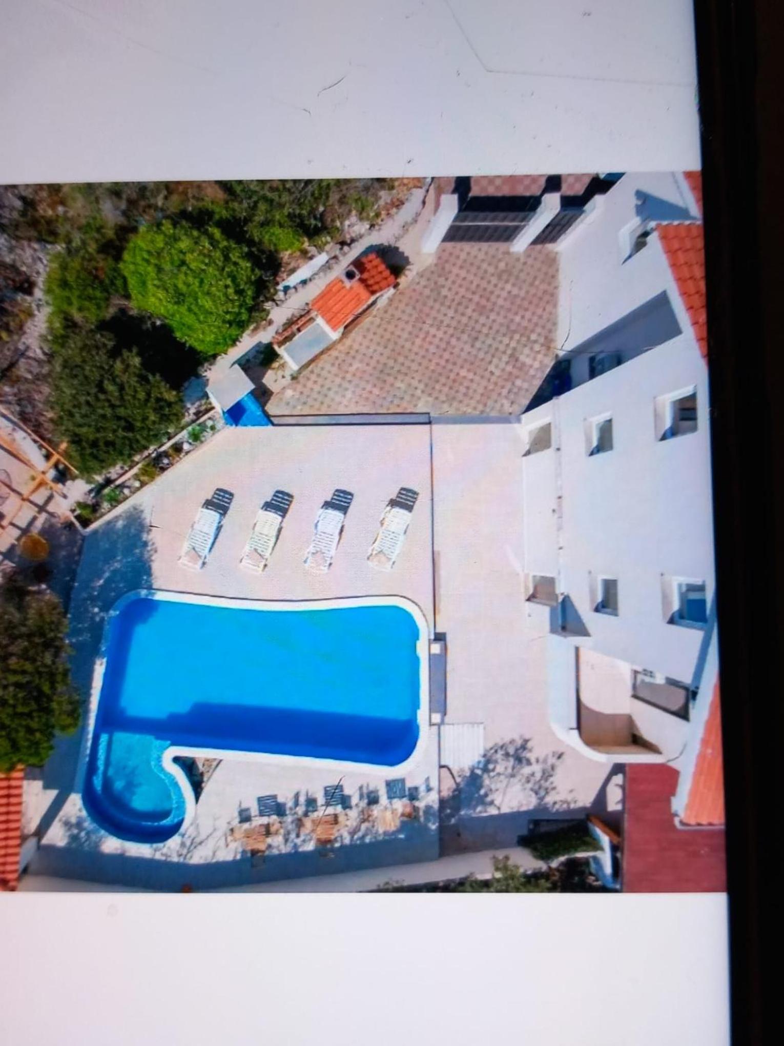 Villa Lara