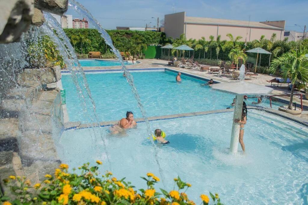 Acqua Ville Flats II-Caldas Novas Center