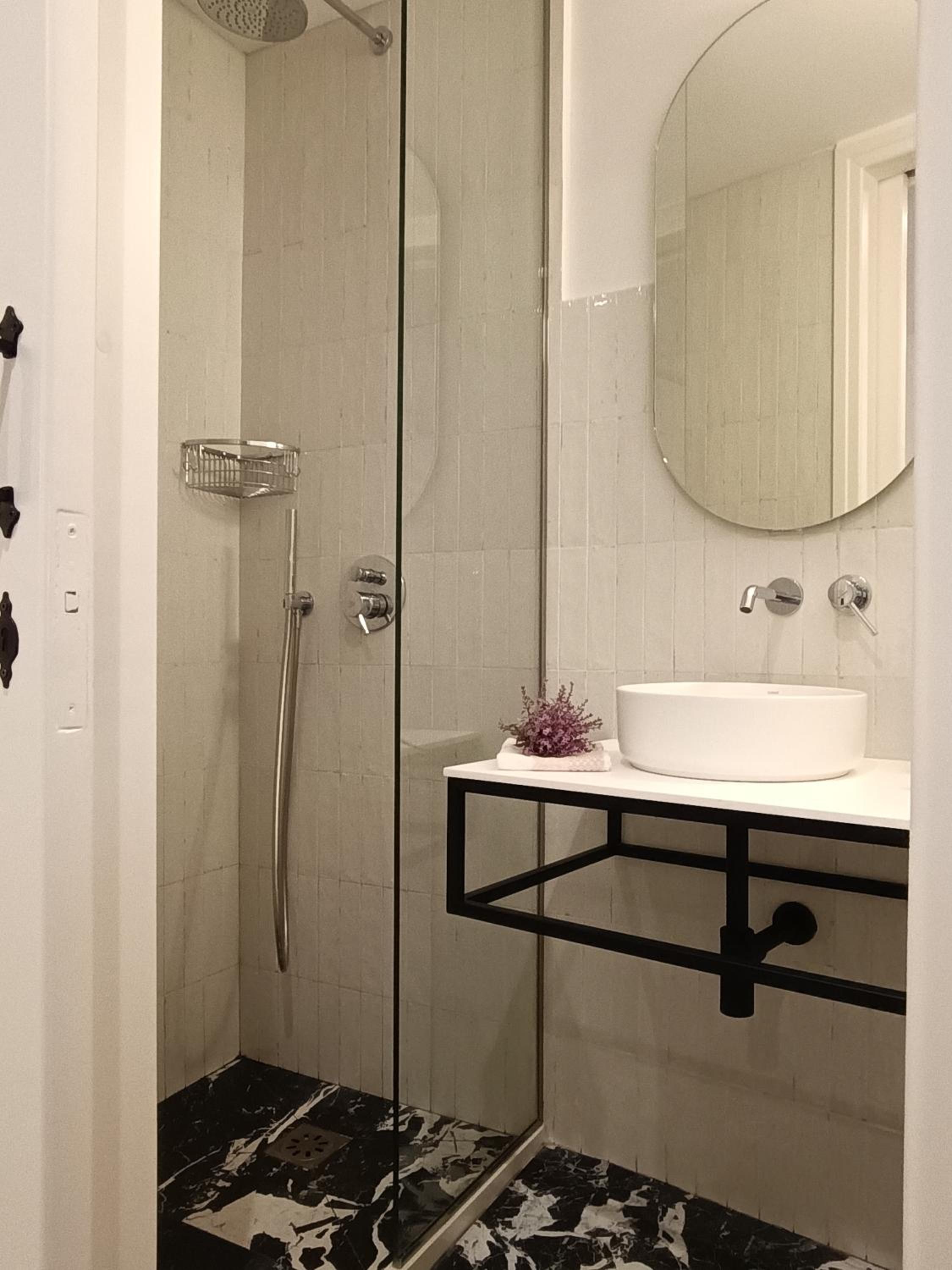 MUSES LUXURY SUITES