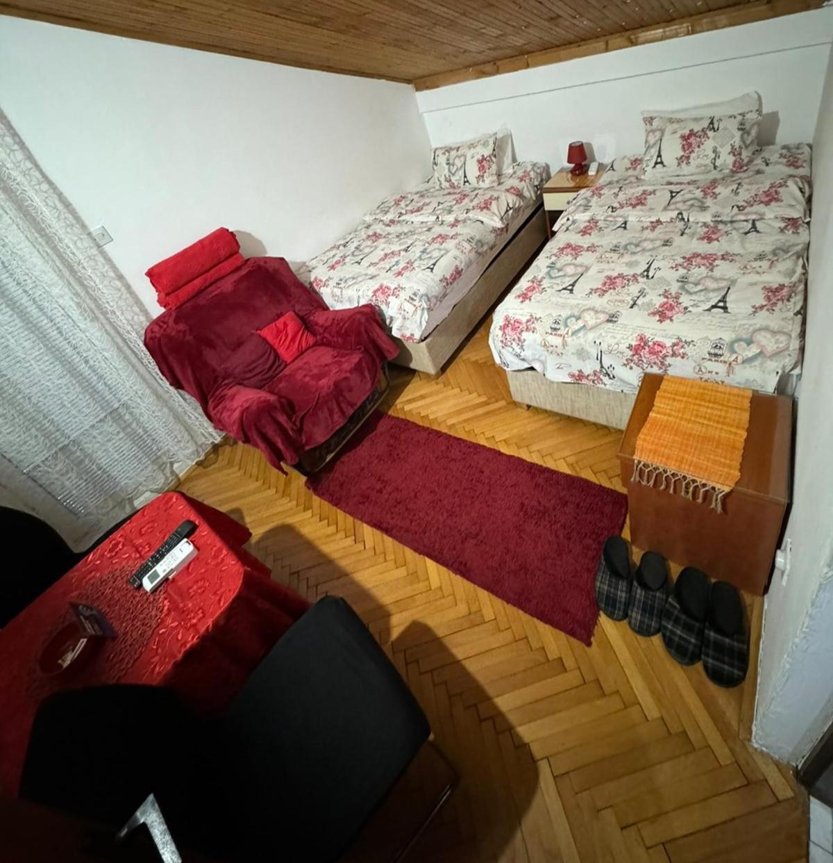 Photo 43