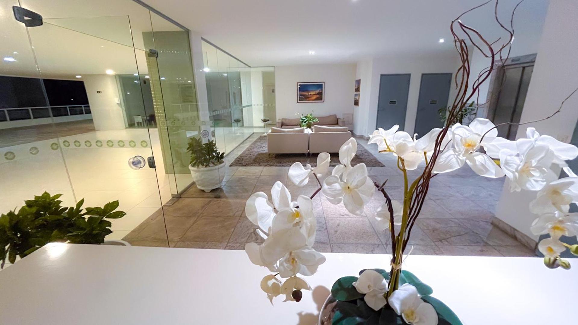 Apartamento-Cobertura de Luxo Vista Mar em Salvador