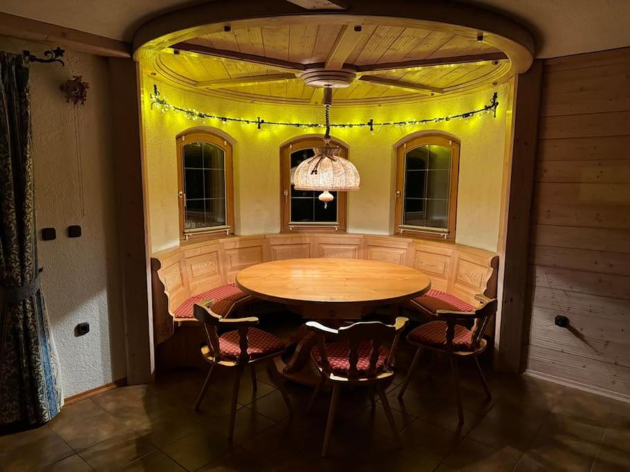 Romantisches Alpenchalet - mit Sauna und Kamin - ruhig und zentral