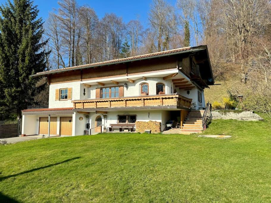 Romantisches Alpenchalet - mit Sauna und Kamin - ruhig und zentral