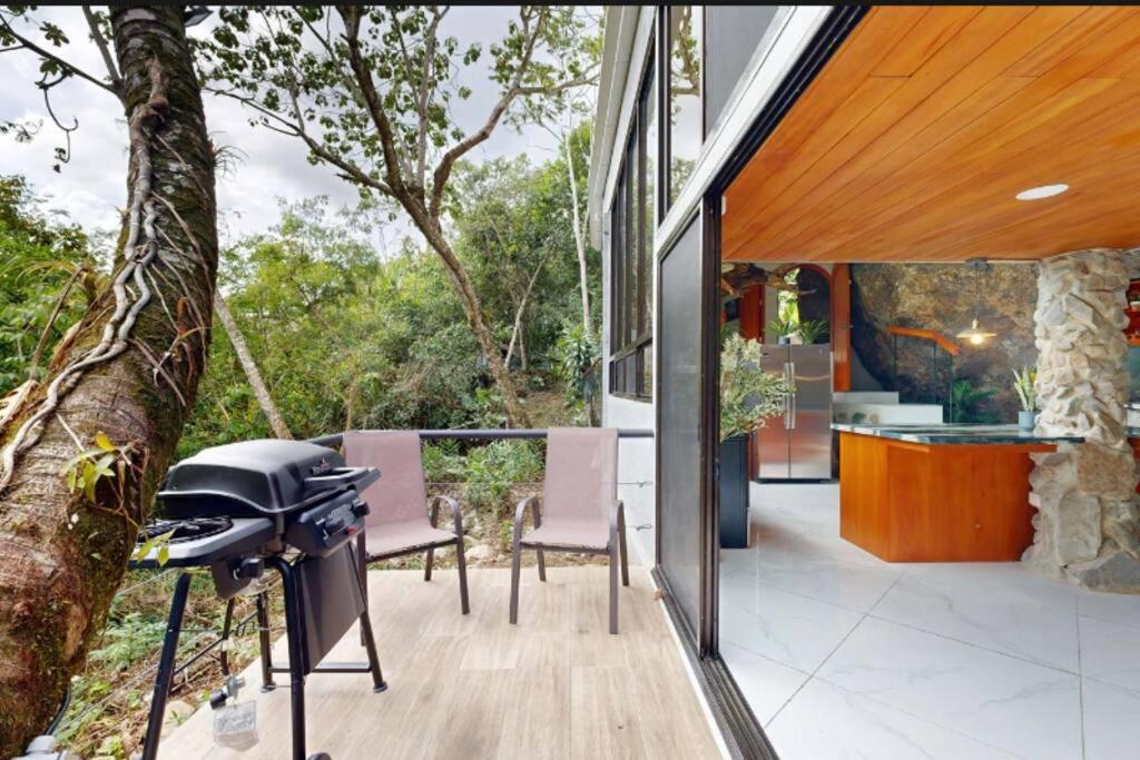 Rocka Verde Retreat 8th Wonder of the World