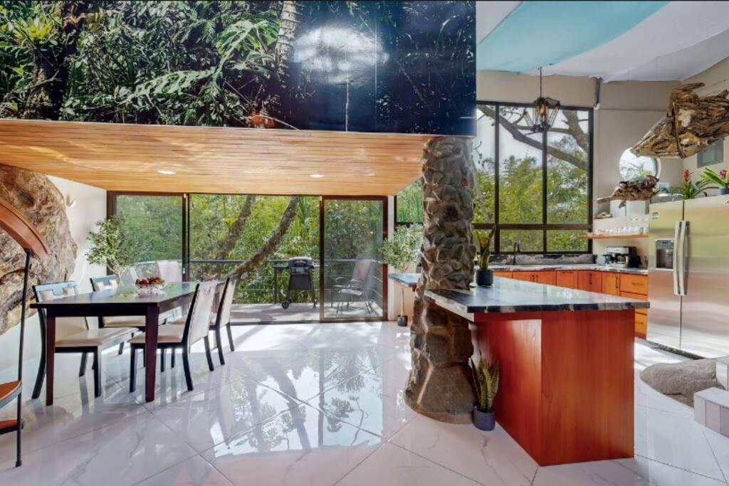 Rocka Verde Retreat 8th Wonder of the World
