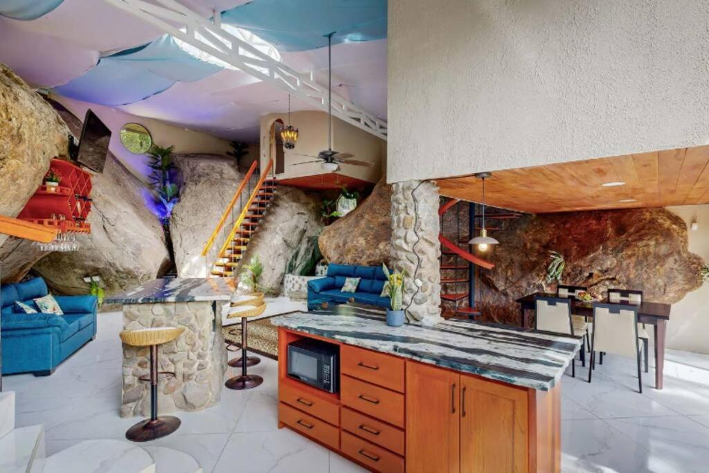 Rocka Verde Retreat 8th Wonder of the World