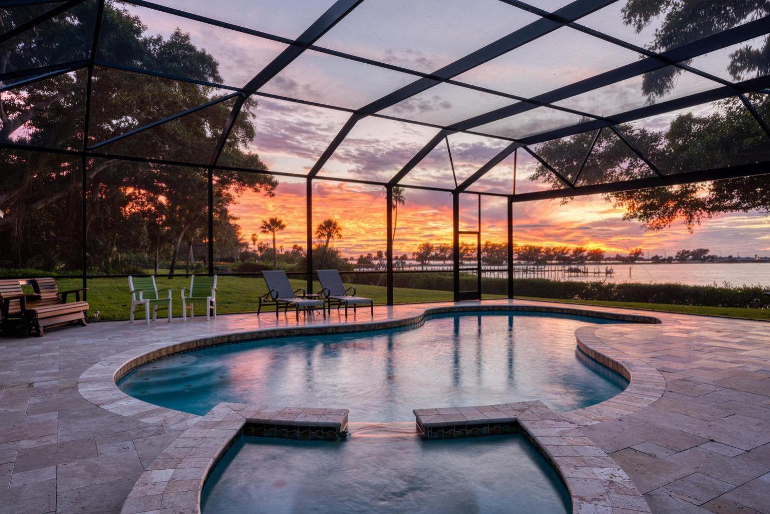 The Plantation House! Waterfront view! Free pool heat! view 3