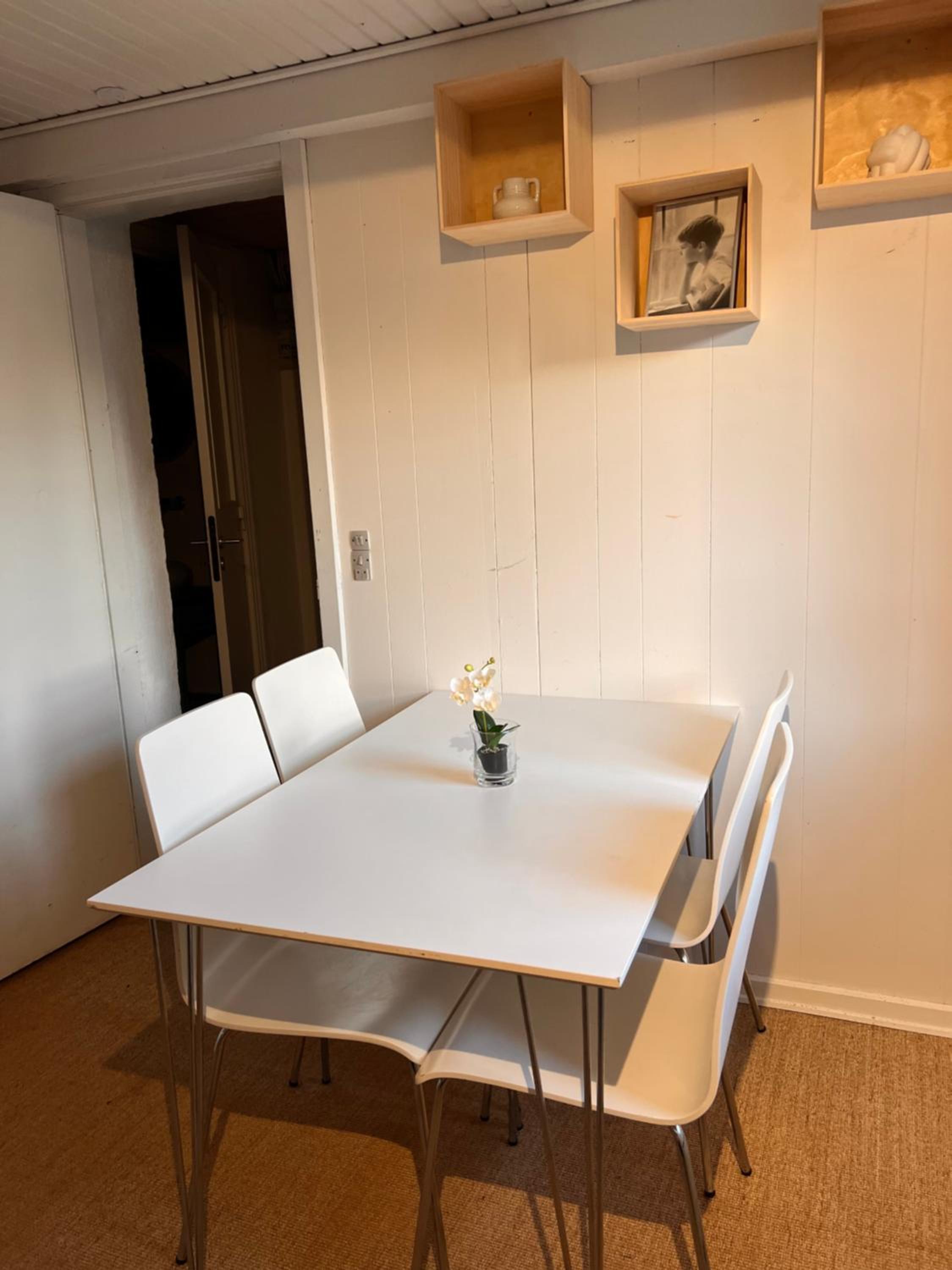 Charmerende stråtag strå hus (med Vildmarksbad)
